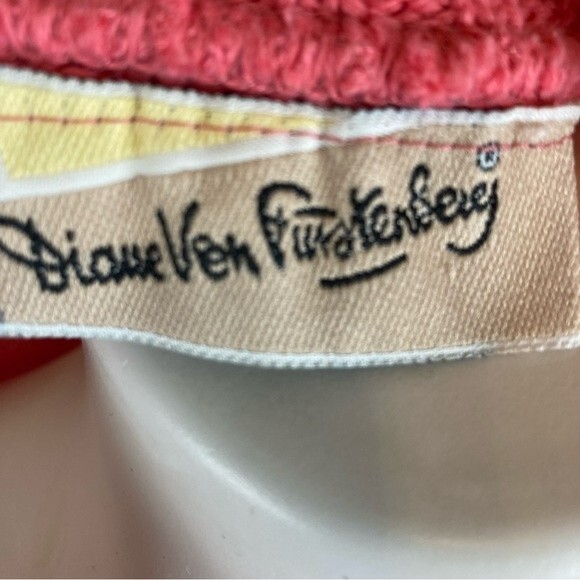 Diane Von Furstenberg Y2K Vintage White & Pink Striped Sweater Cardigan Sz 4 - Picture 7 of 7